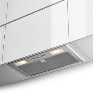 Faber INKA SMART HC X A52 Kuhinjska napa idealno je rješenje za vašu kuhinju. INOX materijal i boja čine ju odličnim izborom za svaki stil kuhinje, a širina od 52 cm čini ju vrlo svestranom. Ima dva LED svjetla kojima možete upravljati. Ova napa ima tri brzine koje pomažu u održavanju čistoće zraka u vašem domu, a istovremeno smanjuju razinu buke. 